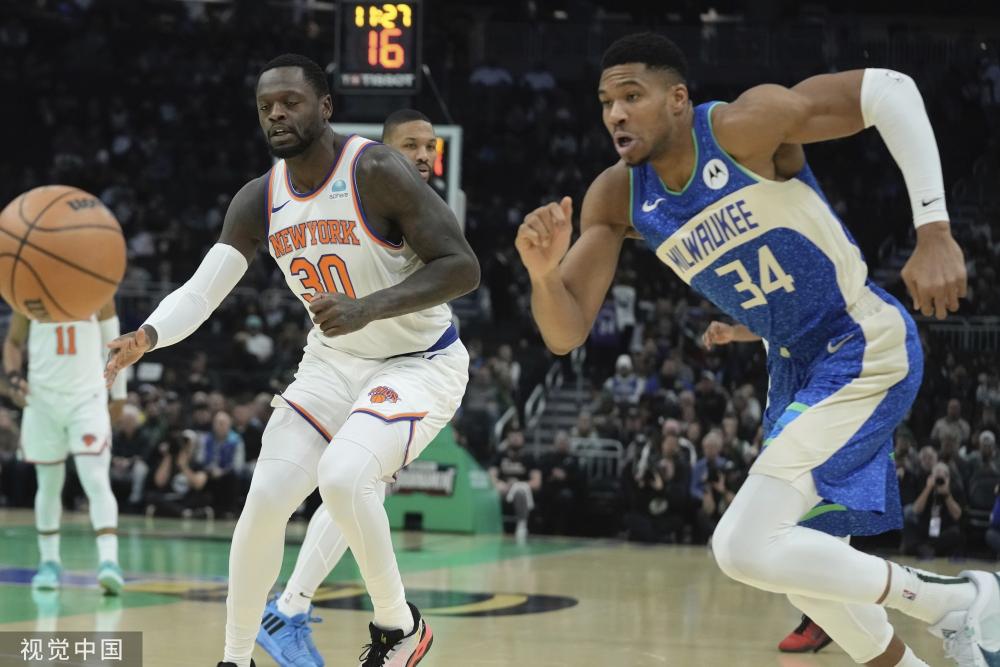 的阵容更趋 的阵容更趋