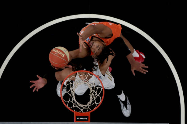 埃利亚施在 埃利亚施在