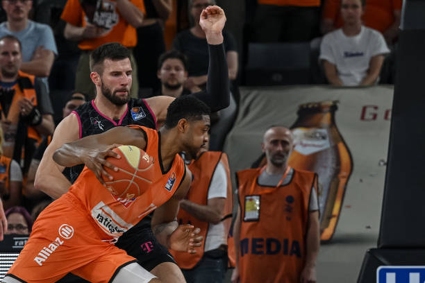 当时依靠的 当时依靠的