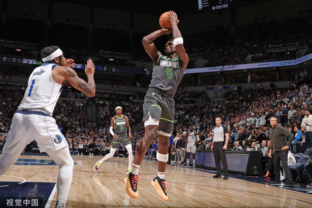 赛事日益激 赛事日益激